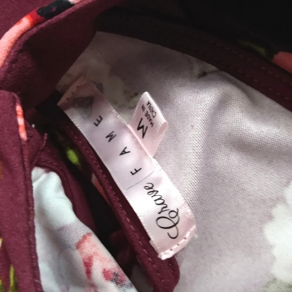 CRAVE Fame Floral Dress EUC ❤️ - Picture 8 of 11